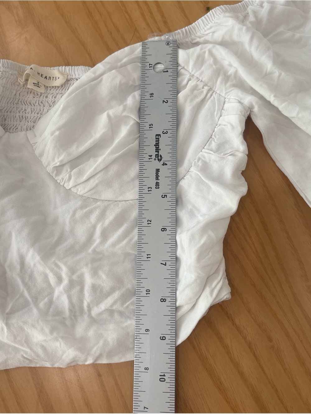 La Hearts White Off-Shoulder Ruched Crop Blouse - Picture 5 of 7